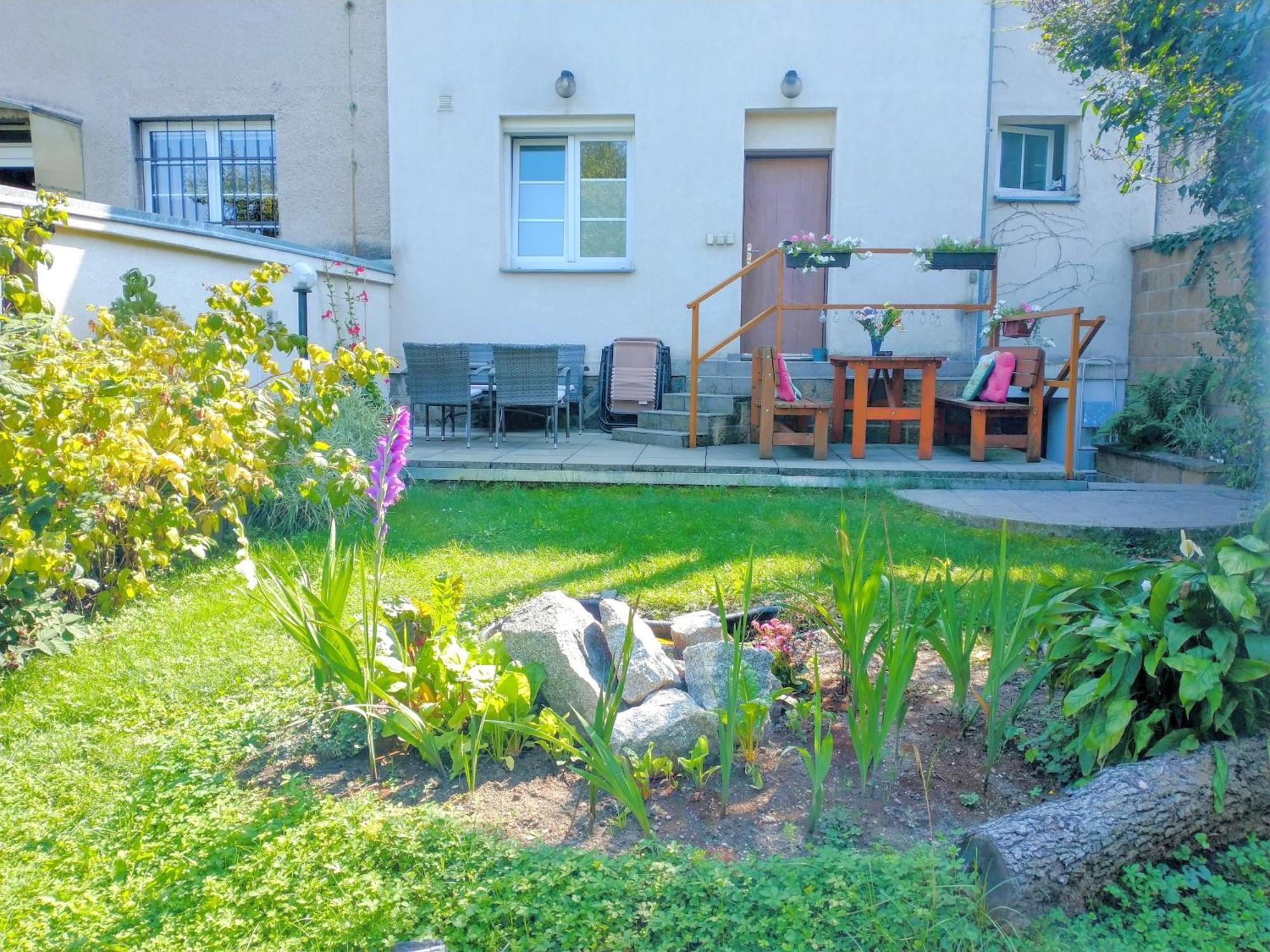 Duplex With Garden Daire Prag Dış mekan fotoğraf