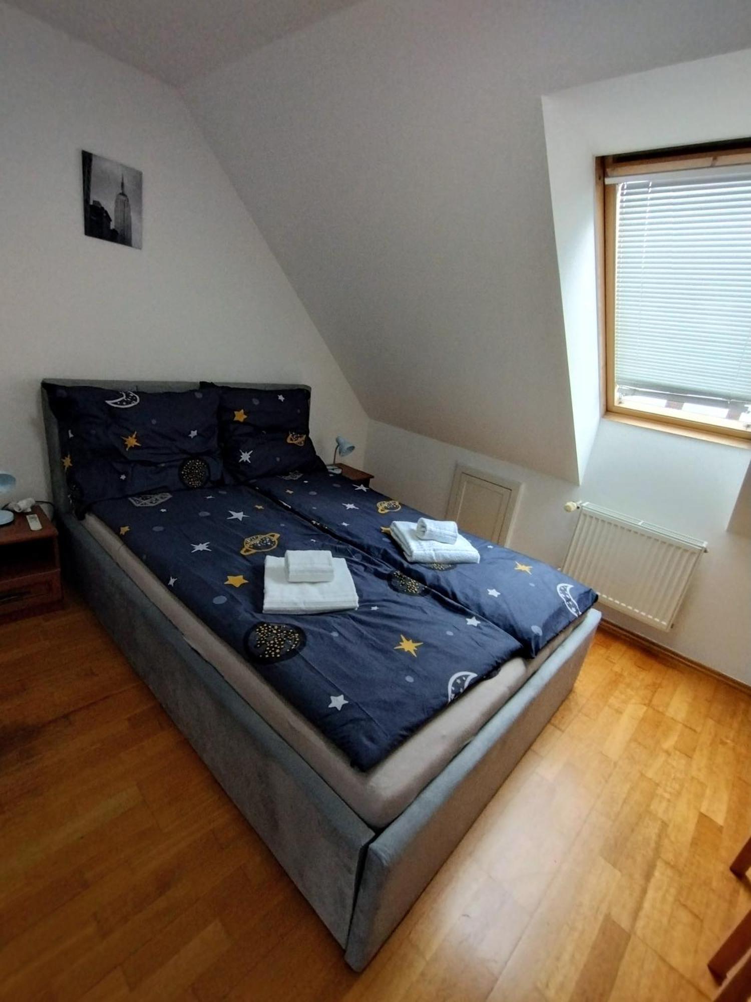 Duplex With Garden Daire Prag Dış mekan fotoğraf